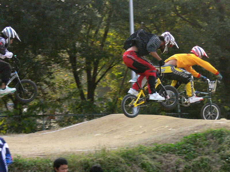 プロジェクト16VOL69 JBMXF ジャパンシリーズ 最終戦大阪PITBIKE レース_b0065730_11363260.jpg