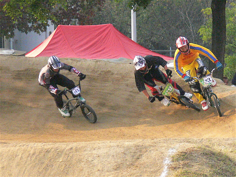 プロジェクト16VOL69 JBMXF ジャパンシリーズ 最終戦大阪PITBIKE レース_b0065730_11365897.jpg