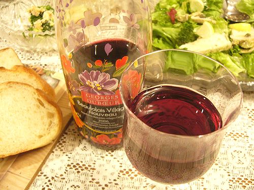   Beaujolais　Nouveau　 パンの贈り物。。。冬一番の美味しさ*。。*。:☆.。† _a0053662_020871.jpg