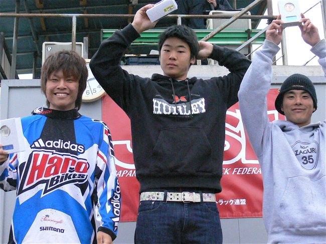 JOSF11月緑山定期戦VOL1 BMXエリートクラス予選〜決勝画像垂れ流し(世界最速情報?)_b0065730_20185447.jpg