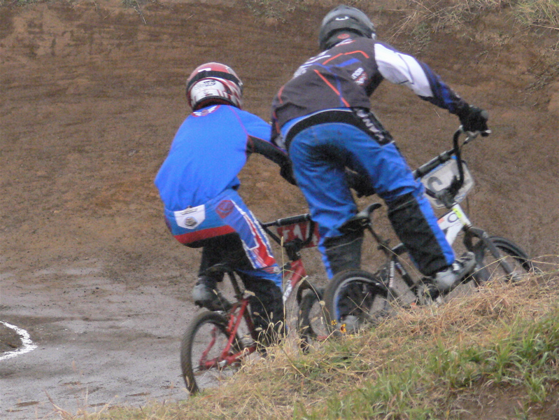 JOSF11月緑山定期戦VOL1 BMXエリートクラス予選〜決勝画像垂れ流し(世界最速情報?)_b0065730_202464.jpg