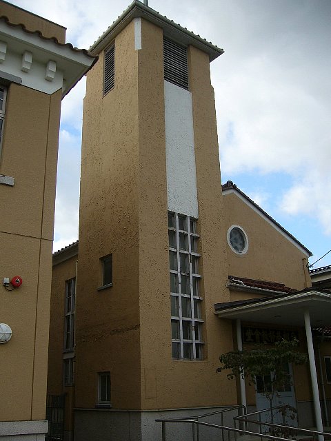 日本基督教団　彦根教会_c0094541_16237100.jpg