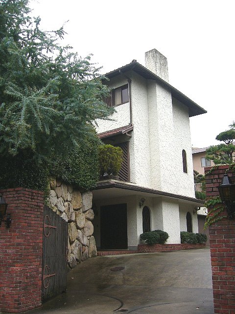 神戸御影の小寺家三男邸_c0094541_13421574.jpg