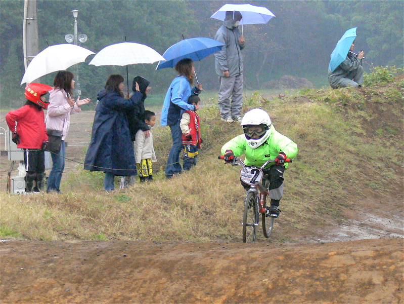 JOSF１１月緑山定期戦VOL5BMXビギナー、パウダー、クルーザー〜ジュニアクラス決勝画像垂れ流し_b0065730_22325091.jpg