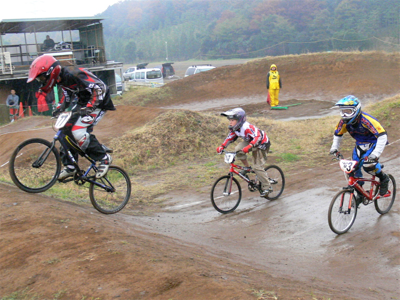 JOSF１１月緑山定期戦VOL7 BMXミドル〜マスターズクラス決勝画像垂れ流し_b0065730_23225077.jpg