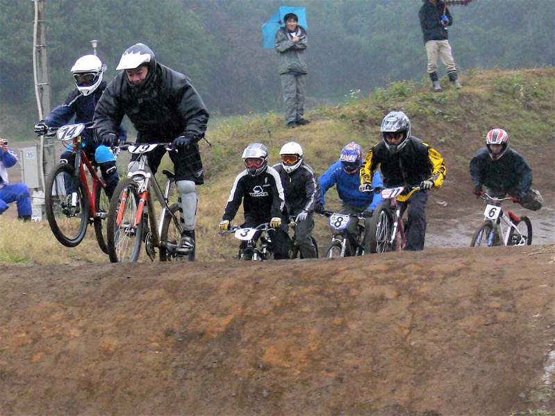 JOSF１１月緑山定期戦VOL8 MTBガールズ〜エキスパートクラス決勝画像垂れ流し_b0065730_2384778.jpg