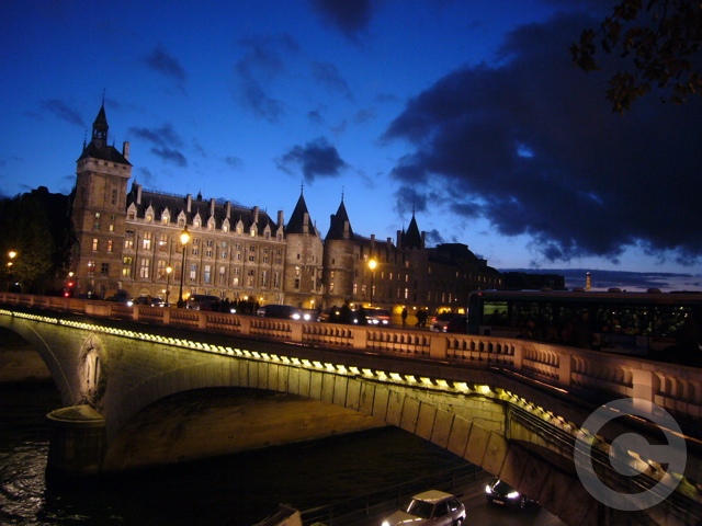 ■パリPARIS_a0008105_1923112.jpg