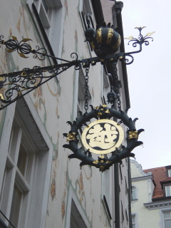 e0039408_0242918.jpg