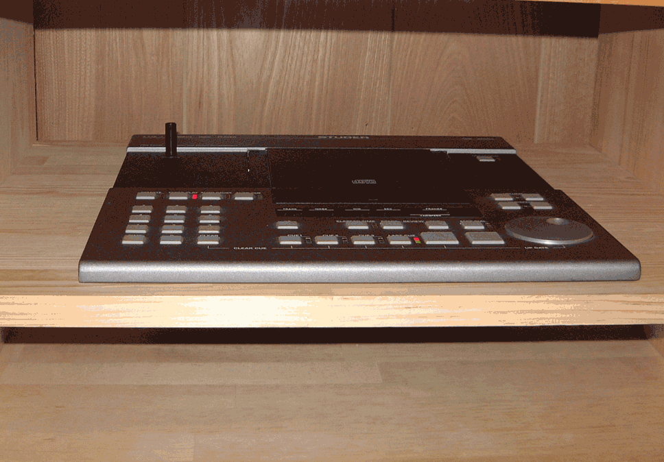 c0064260_0331875.gif