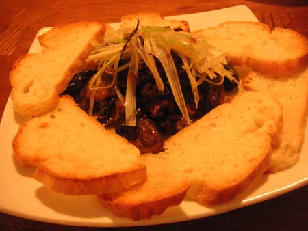 太田尻家のモツのオリーブ・オイル煮_f0053279_15343536.jpg