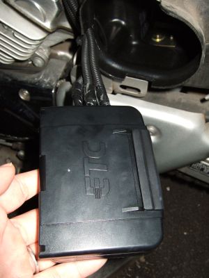 ETC装着 車載器編_a0038328_23595144.jpg