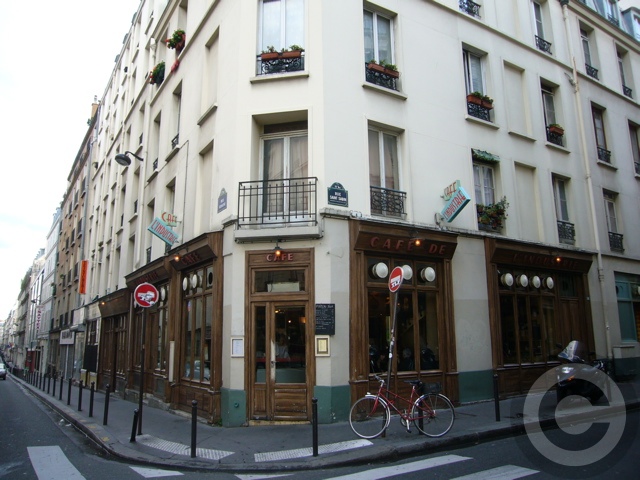 ■街角のキャフェCafe de l\'Industrie(パリ)_a0014299_19273545.jpg