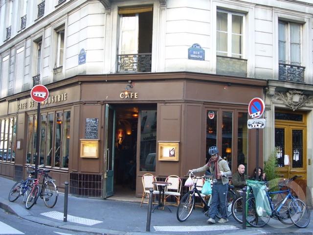 ■街角のキャフェCafe de l\'Industrie(パリ)_a0014299_19371093.jpg