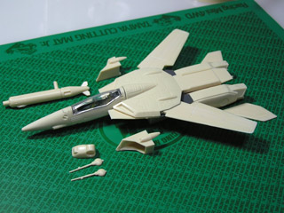 アリイ 1/100 VF-1Dファイター : サンフィッシュ飛行隊 アリイ 1/100 VF-1Dファイター : サンフィッシュ飛行隊