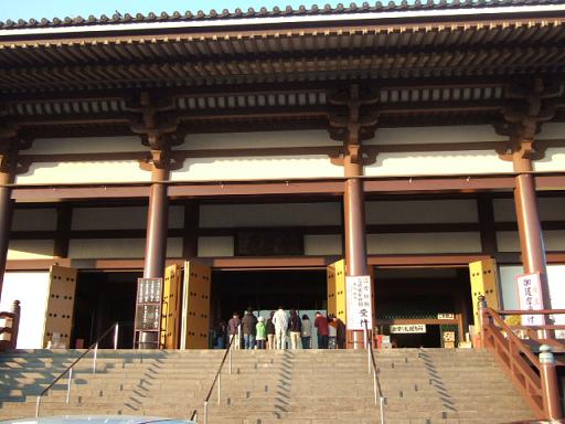 神社に神頼み＆念願の広島焼き_b0009228_22521488.jpg