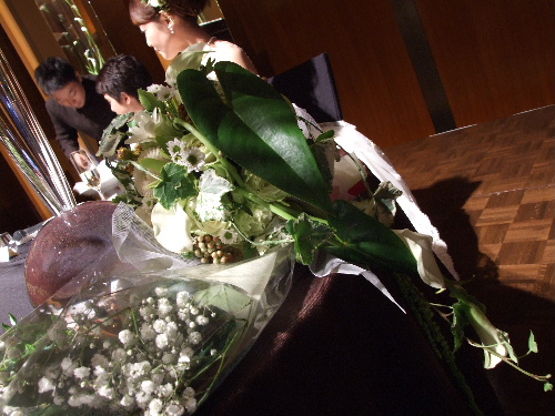 「汐留 コンラッド東京で知人の結婚式」_a0000029_126398.jpg