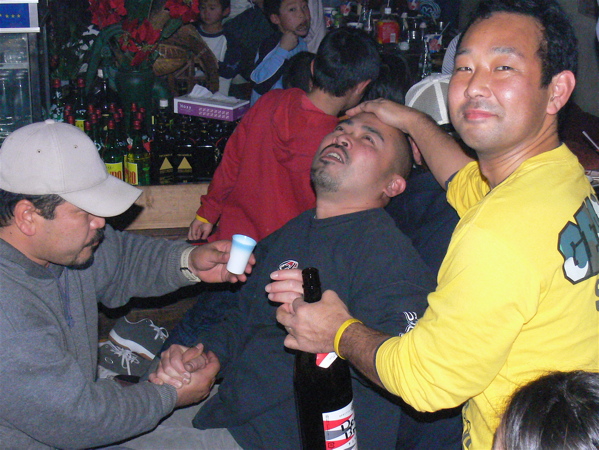 2006 I LOVE BMX大”暴”年会(ゲロゲロ大作戦:電気ブラン試飲会)_b0065730_18255859.jpg