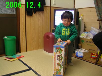 f0002750_2354950.jpg