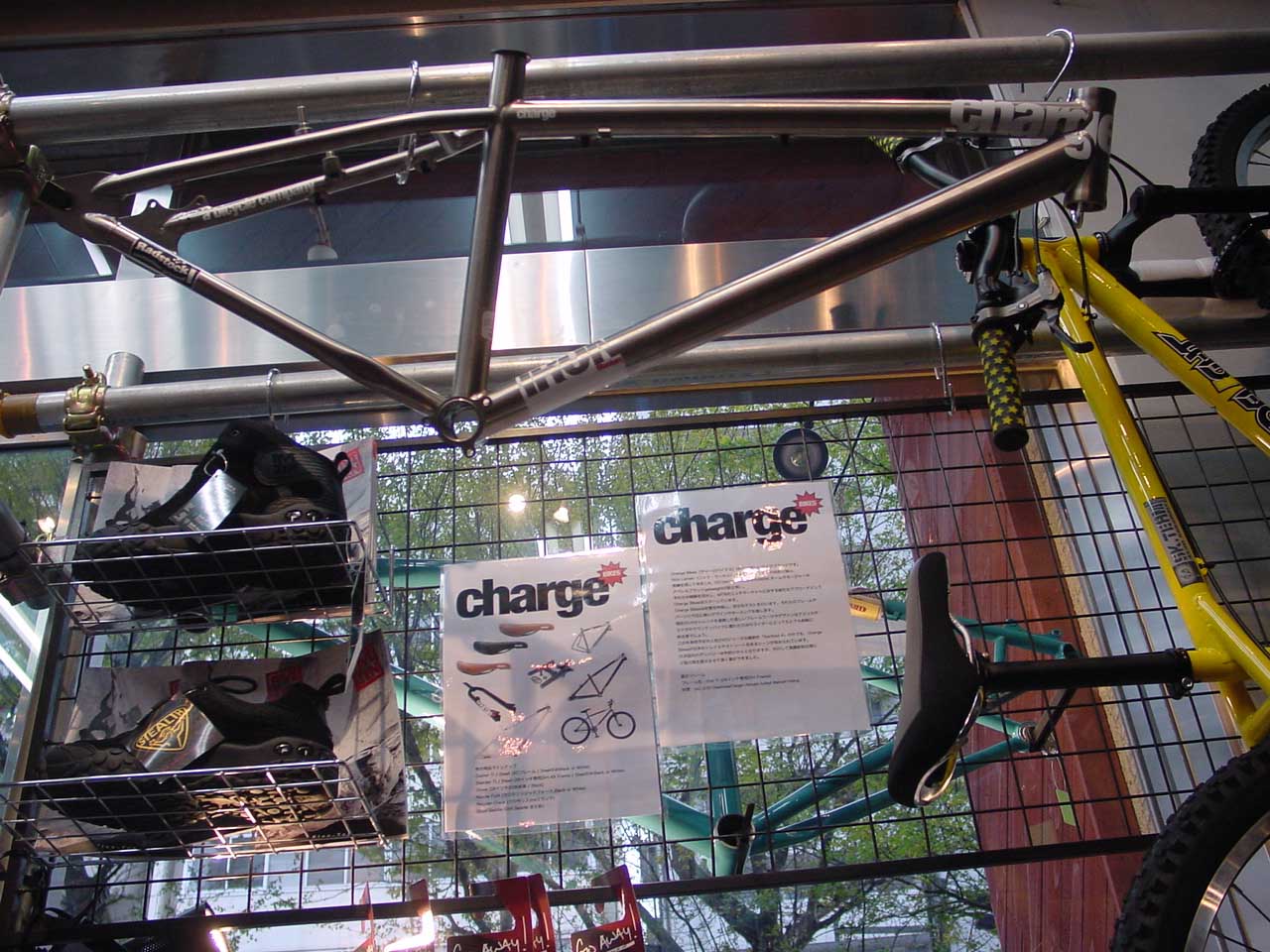 Charge Bikes サンプル　その後　３　etc....。_d0100331_16372267.jpg