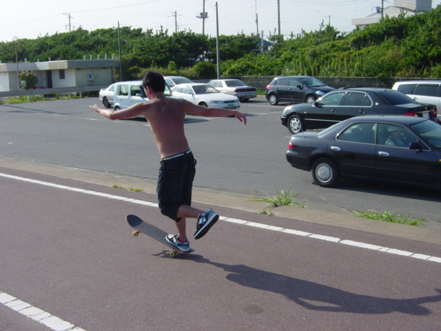 遊びつかれ・・・_d0101000_1663430.jpg