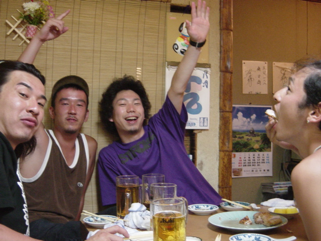 遊びつかれ・・・_d0101000_166571.jpg