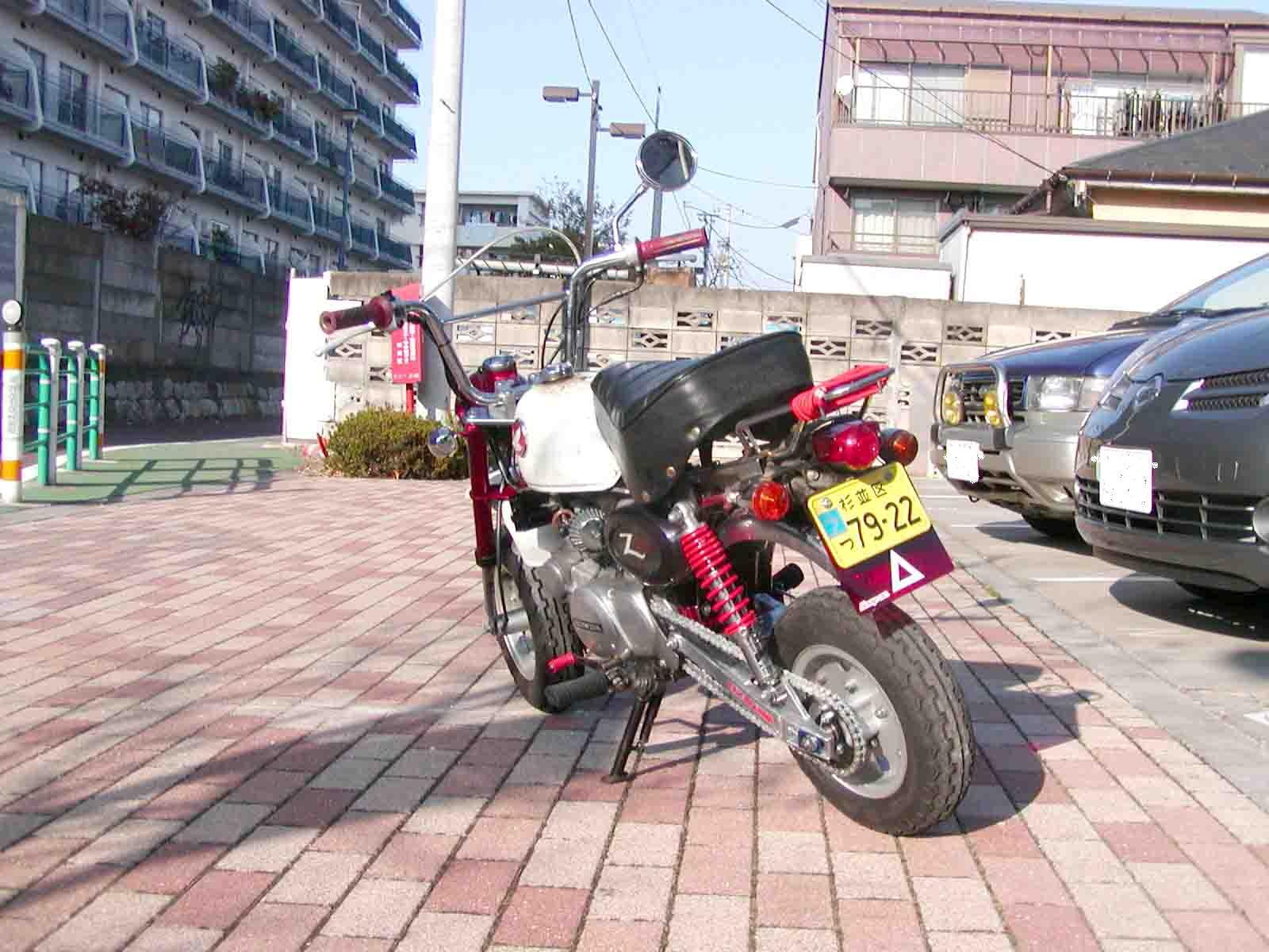 緊急、盗難されました。 _e0080201_1164951.jpg