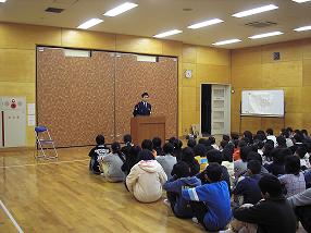 小学校～朝会講話～_a0048040_17282212.jpg