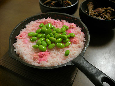 100円スキレットでご飯を炊く_e0039640_8465821.jpg