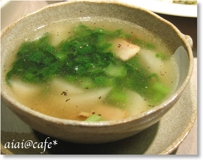 カブと青菜のスープ_a0056451_11581639.jpg