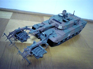 タミヤ・陸上自衛隊90式戦車マインローラ : 燃やせないごみ研究所