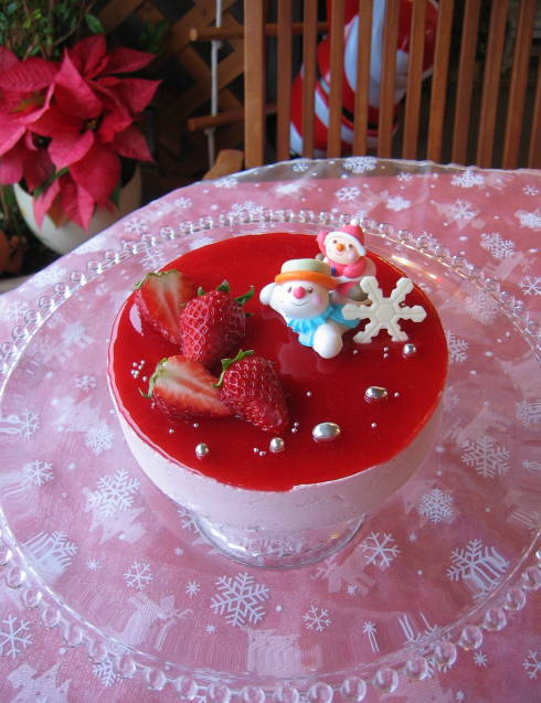 クリスマスラズベリームースケーキ Petit Cafe