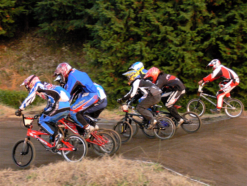 JOSF緑山2006ファイナルレース　VOL 1 BMXエリートクラス予選〜決勝の画像垂れ流し_b0065730_23474135.jpg