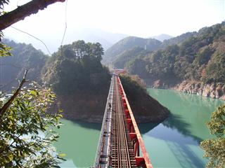 南アルプスのふところへ鉄道の旅_c0039428_2275941.jpg