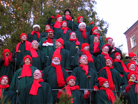 歌うクリスマス・ツリー ~ The Chorus Tree_b0007805_0305156.jpg