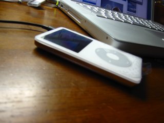 iPodきたる_c0078118_21194855.jpg