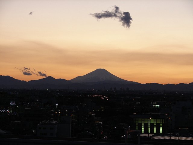 番外　台風一過　年の暮れの夕富士_f0104277_1714275.jpg