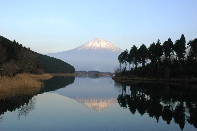 暮れの富士山を・・・_e0087881_2050422.jpg