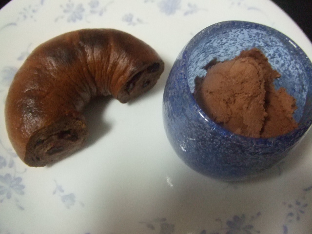 ブルンネン ココアチョコチップチェリー_f0076001_18181646.jpg