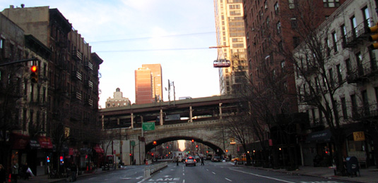 ミッドタウン・イーストの端へ Sutton Place Park_b0007805_13131595.jpg