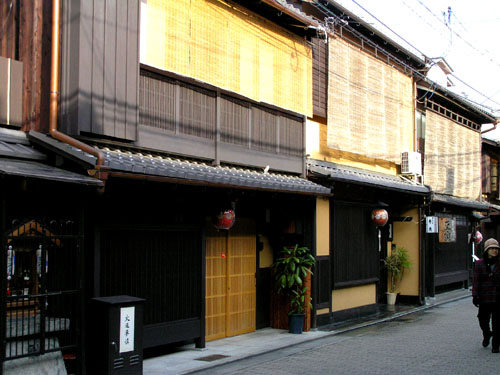 祇園町と建仁寺_e0048413_20175369.jpg