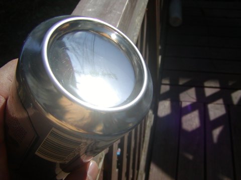 ある種の空き缶ストーブ / Fire from a Can of Beer_e0024555_13234380.jpg