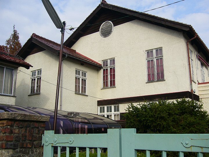 近江八幡の近江兄弟社学園 ハイド記念館_c0094541_2339314.jpg