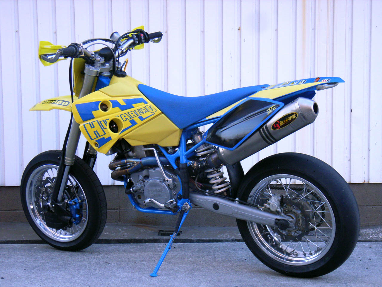 私のフサベル売ります。 モタードに強い!大阪の愉しいバイクショップGLIDERIDEのブログ