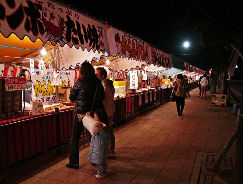 正月２日の初詣（祐徳稲荷神社にて）_c0014538_2085946.jpg