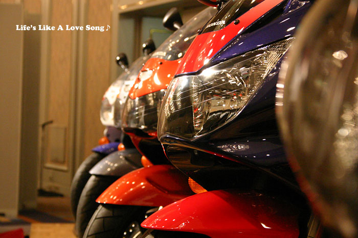 CBR900RR FireBlade_e0108605_1123559.jpg