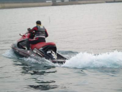 11日の釣果と水上バイク_a0077071_861288.jpg
