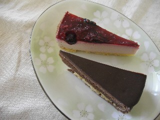 01/14モボカフェのケーキ_e0082434_137172.jpg