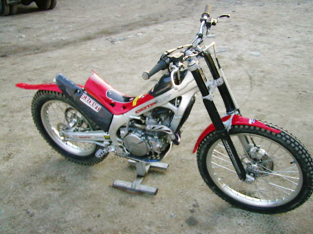 b0078370_22261874.jpg