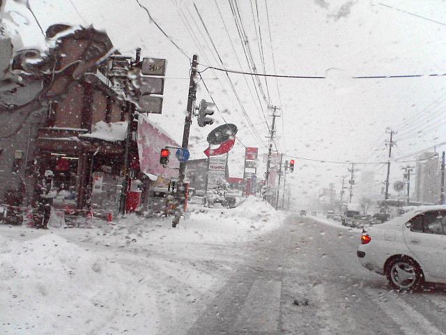 雪の国道１０３号線_a0007388_13362681.jpg