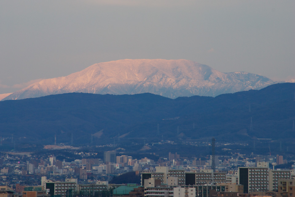 冬の恵那山 : 池下観測所